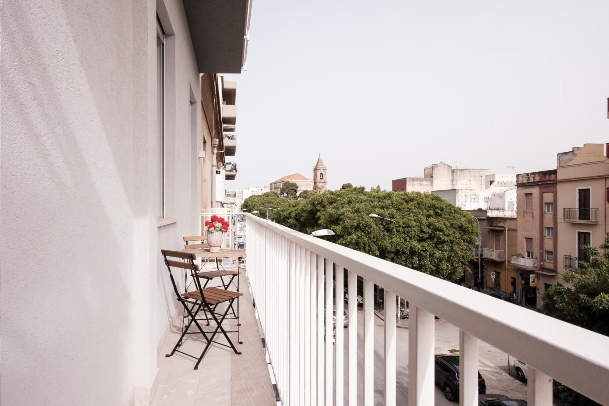 Pepoli Deluxe - Exclusive Apartment - Free Parking 特拉帕尼 外观 照片